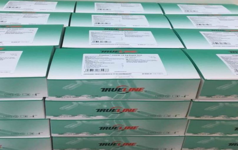 Test nhanh được sản xuất trong nước Trueline COVID-19 Ag Rapid Test